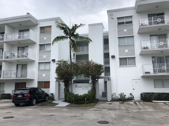 Condominiums front by certapro painters of central miami