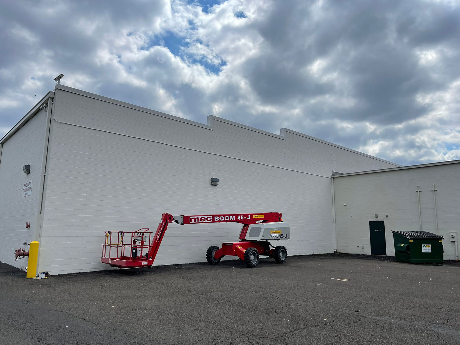 giant food stores exterior painting (after)