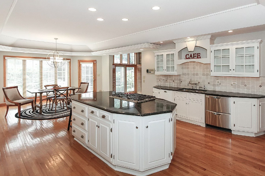kitchen cabinet repainting