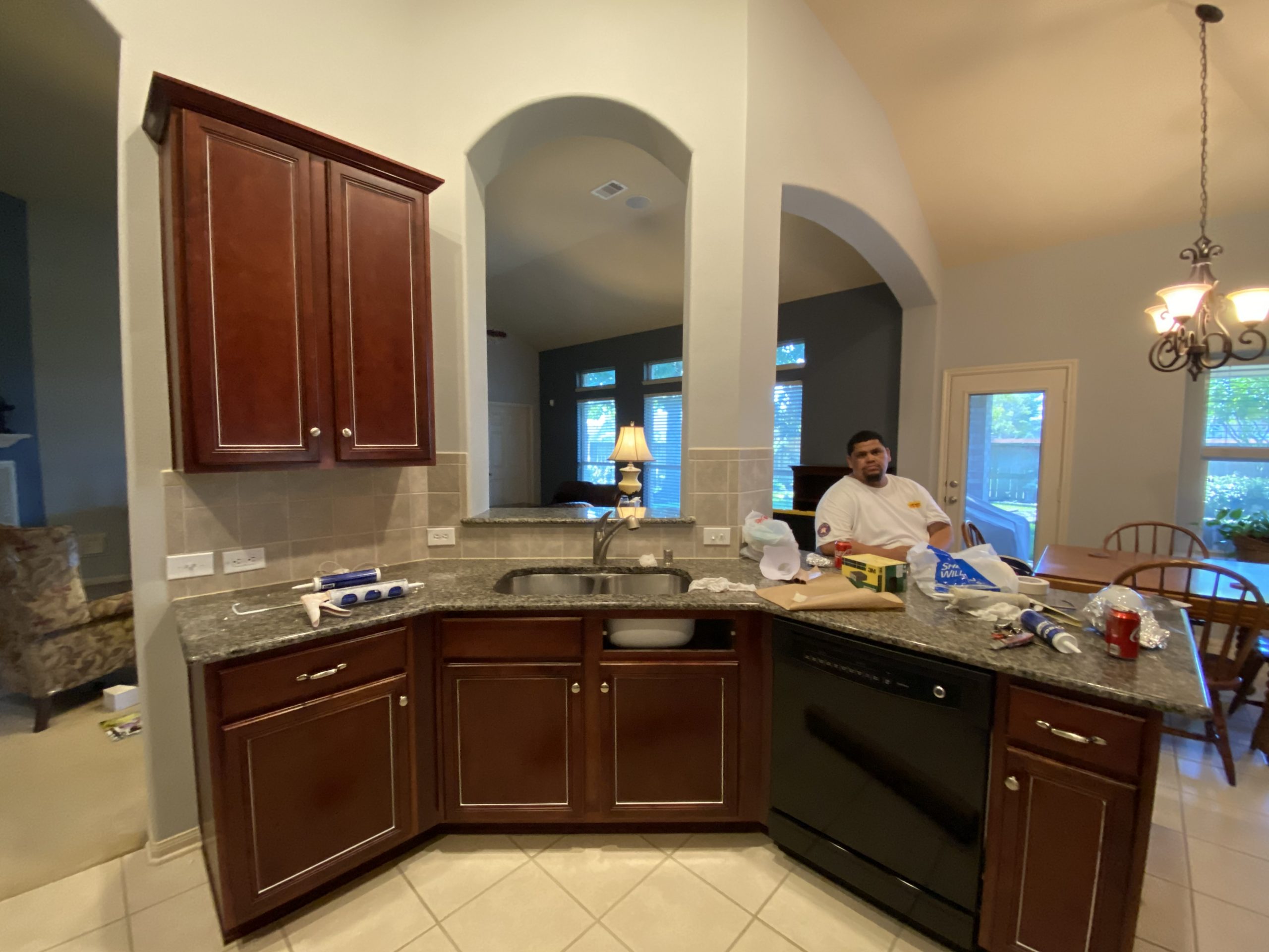Pearland Cabinet Refinishing and Repainting Before