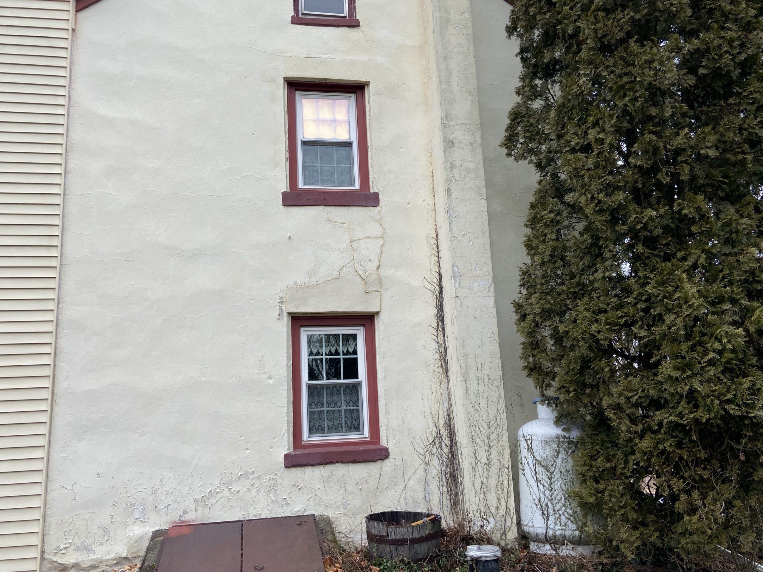 Stucco Painting Before