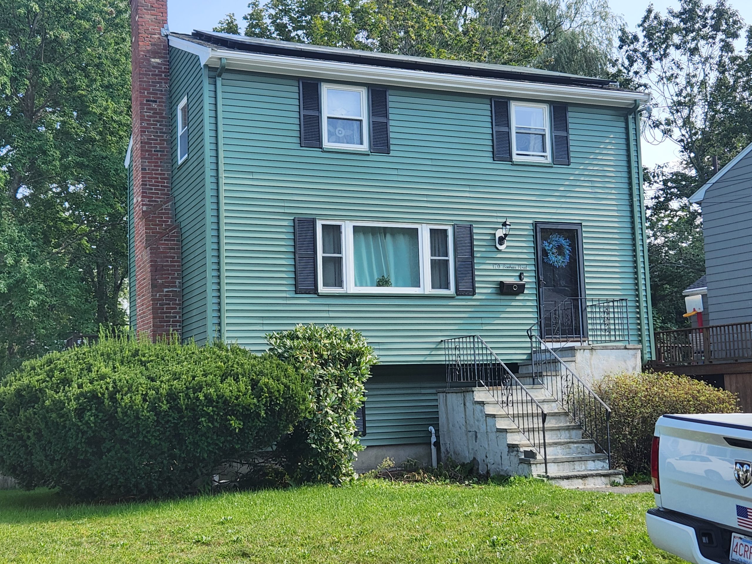 residential exterior house painting in wellesley, MA