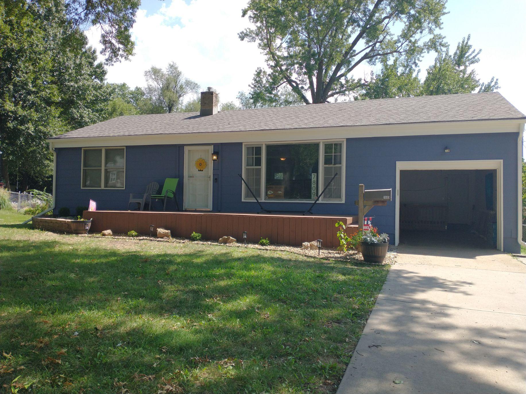 Lenexa, KS – Exterior House Painting After
