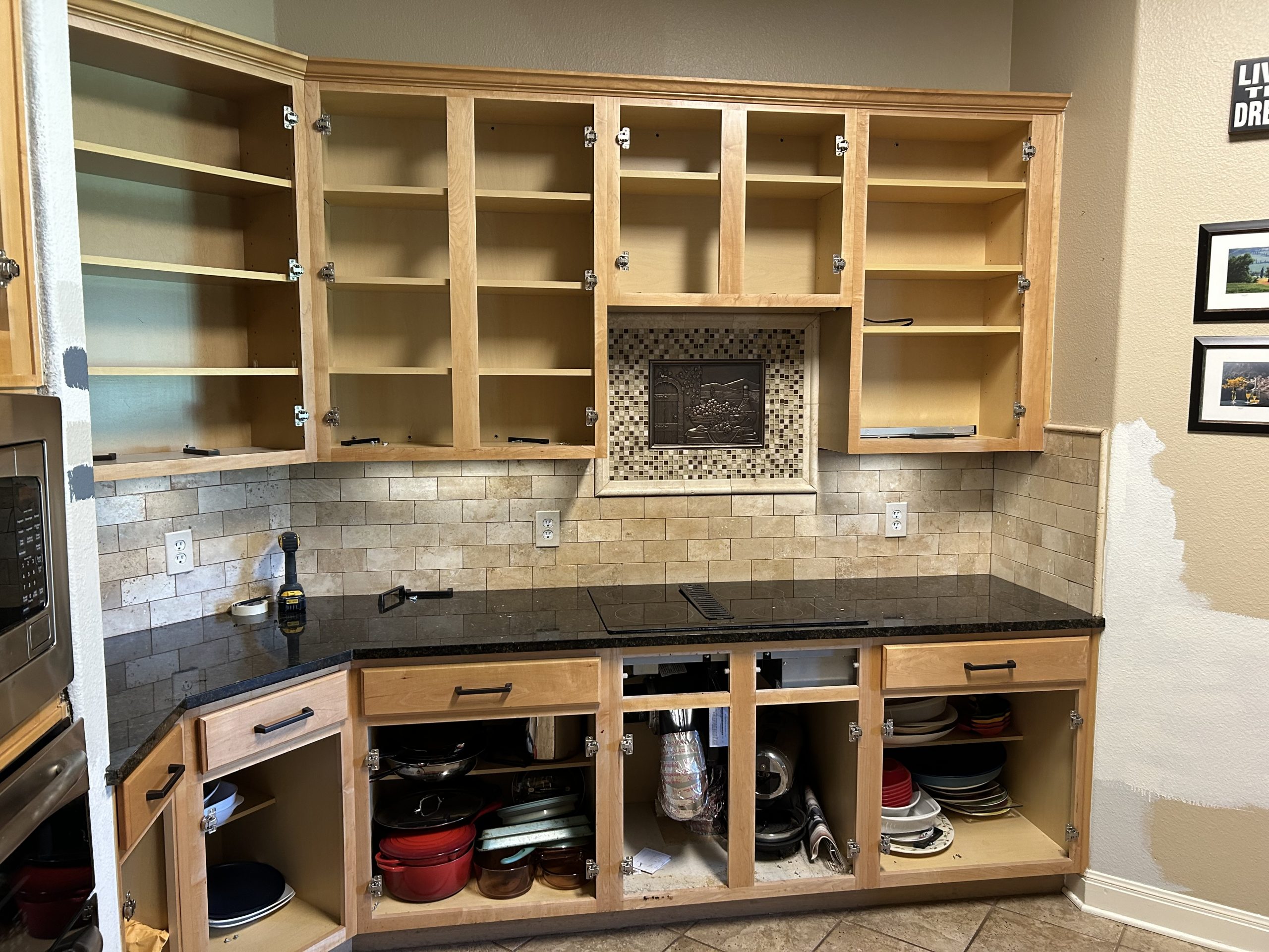 Two-Toned Kitchen Cabinets Before