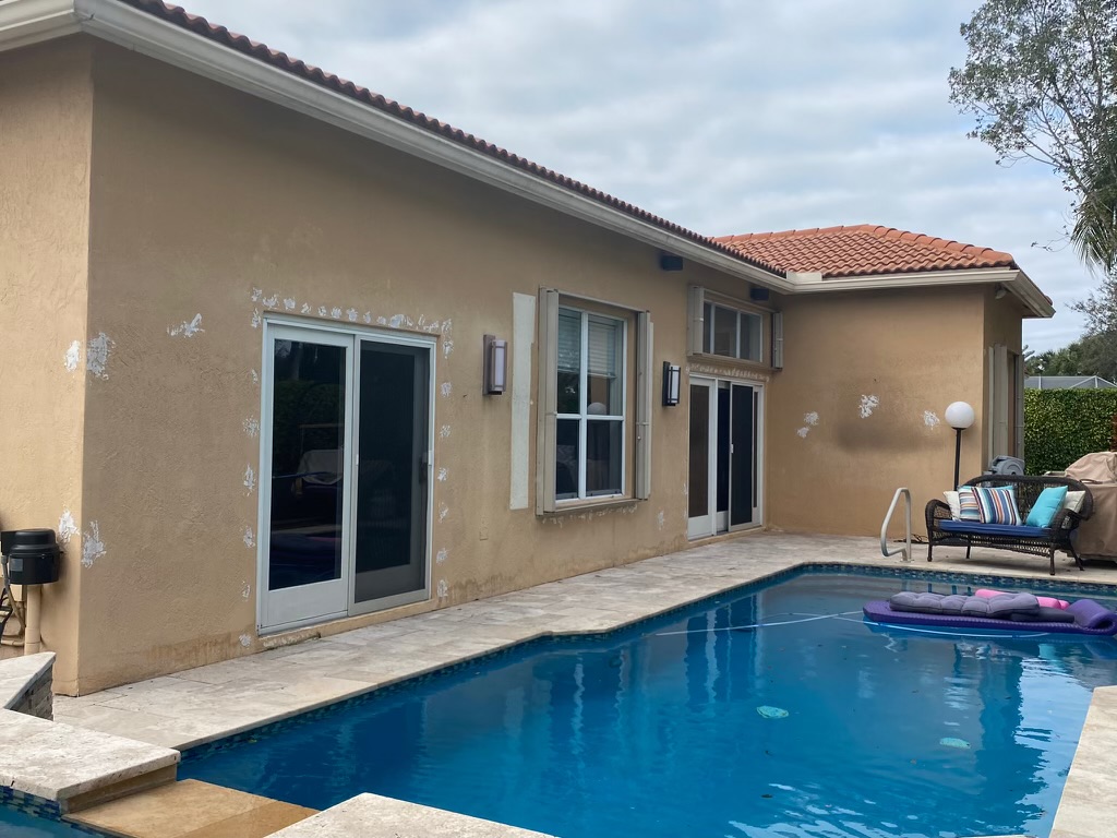 Lake Worth Exterior Before