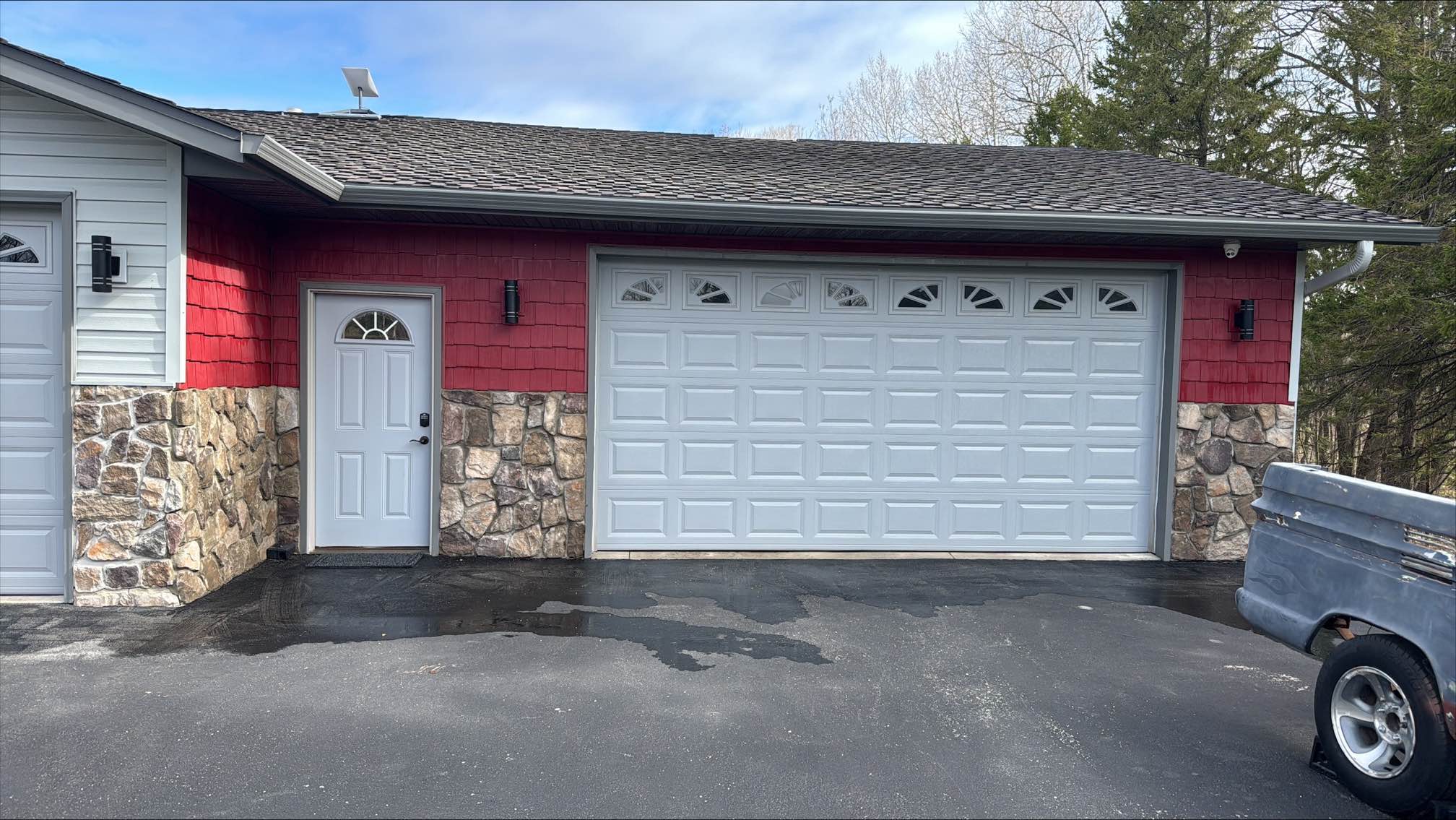 Cedar Shake Siding Paint Revamp Before