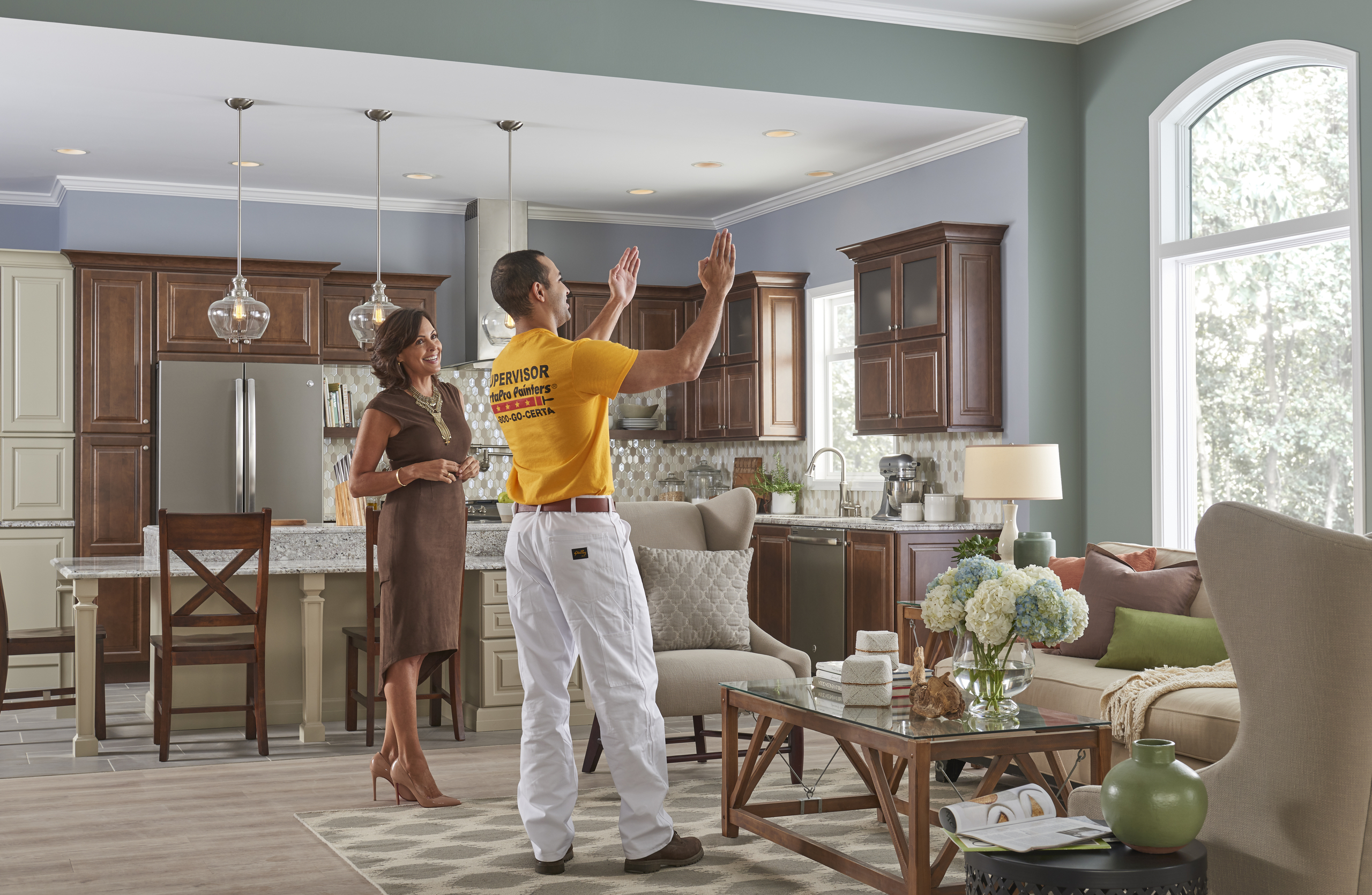 painter with customer at estimate