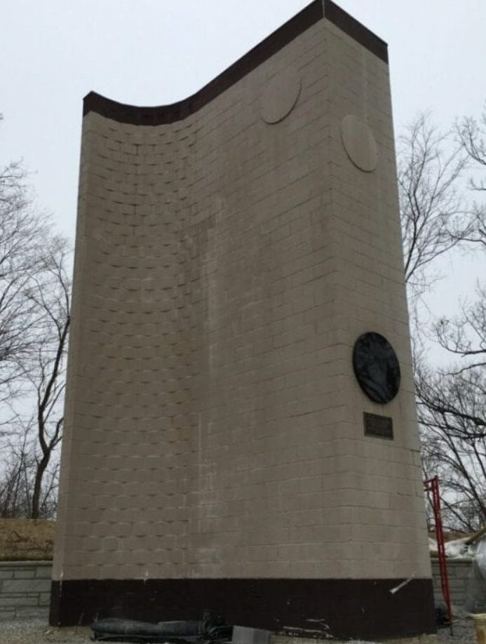 Stinchcomb Memorial before Painting