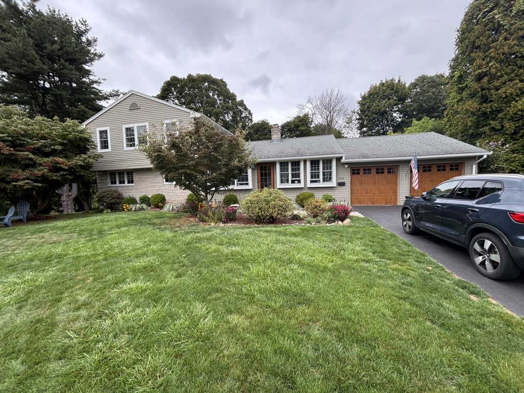 house exterior before repaint