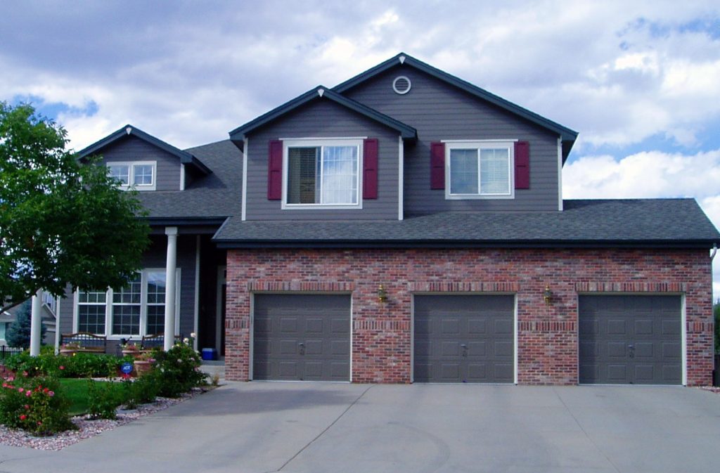 Check out our Hardie Board Siding Painting