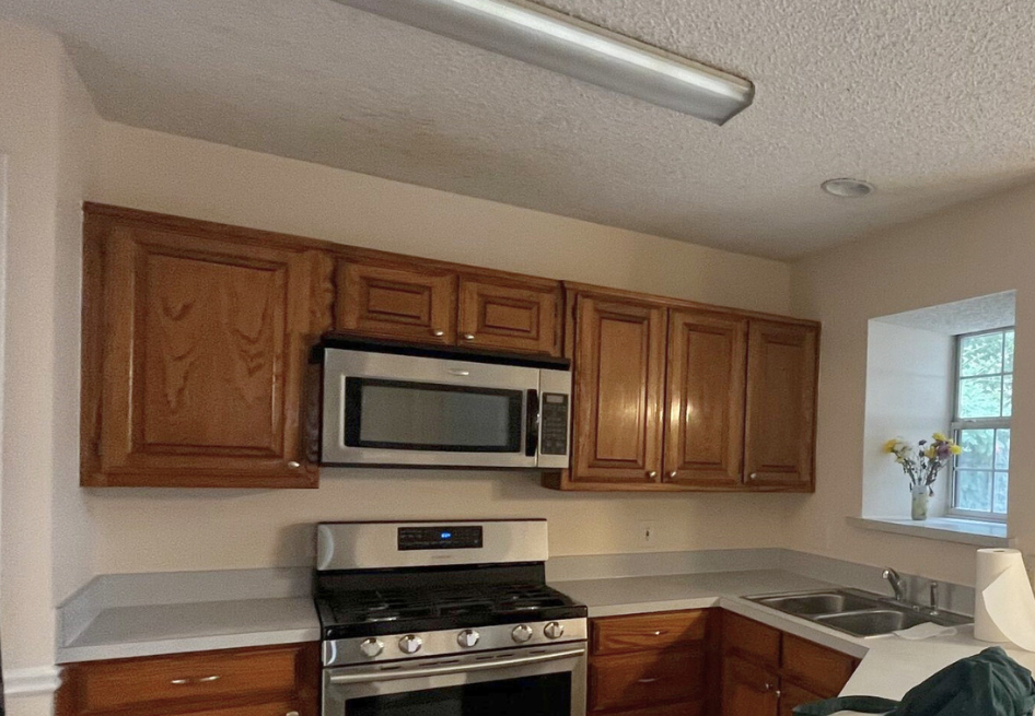 Wallpaper Removal Transformation – Kitchen Before