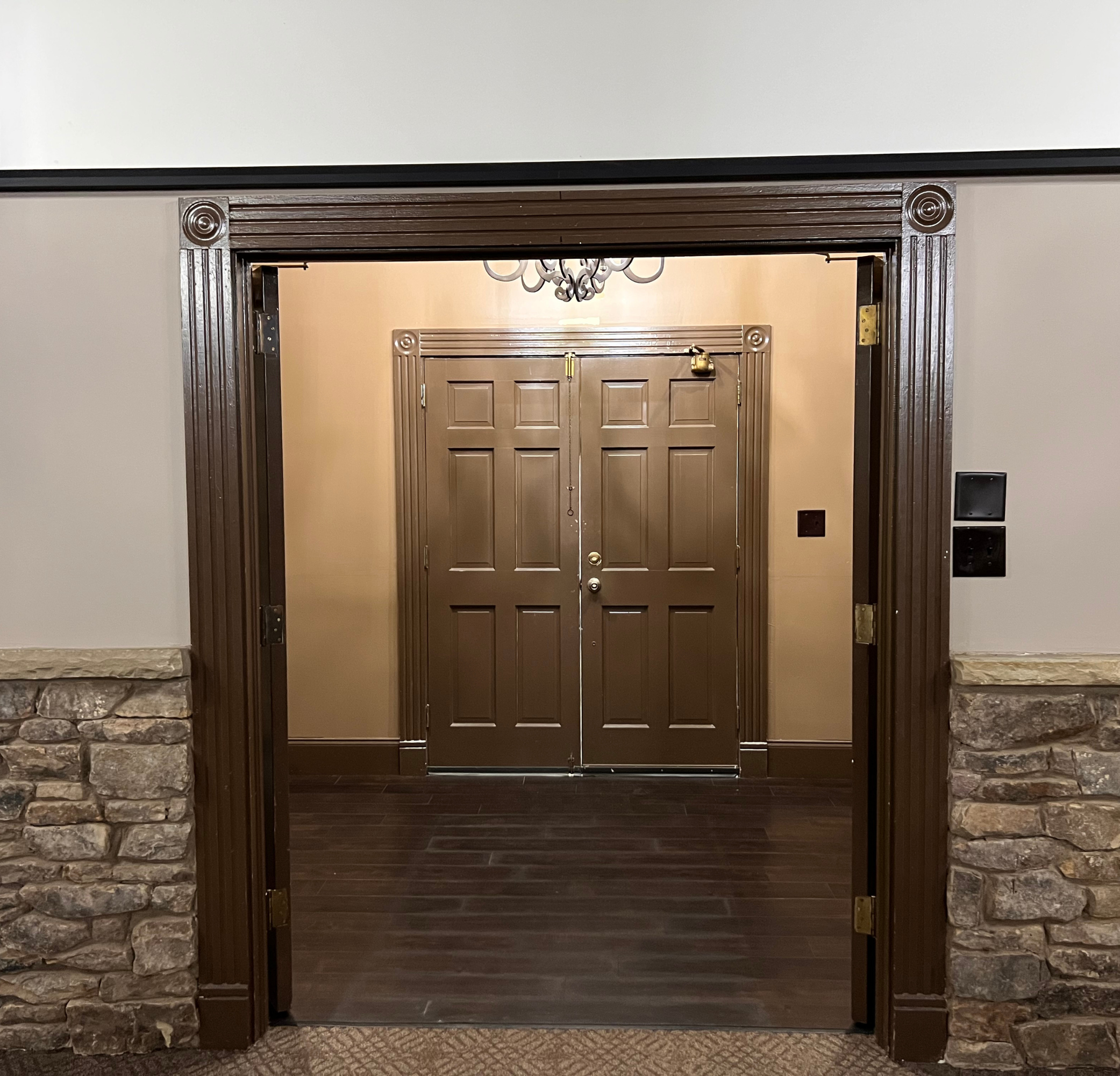 alt=