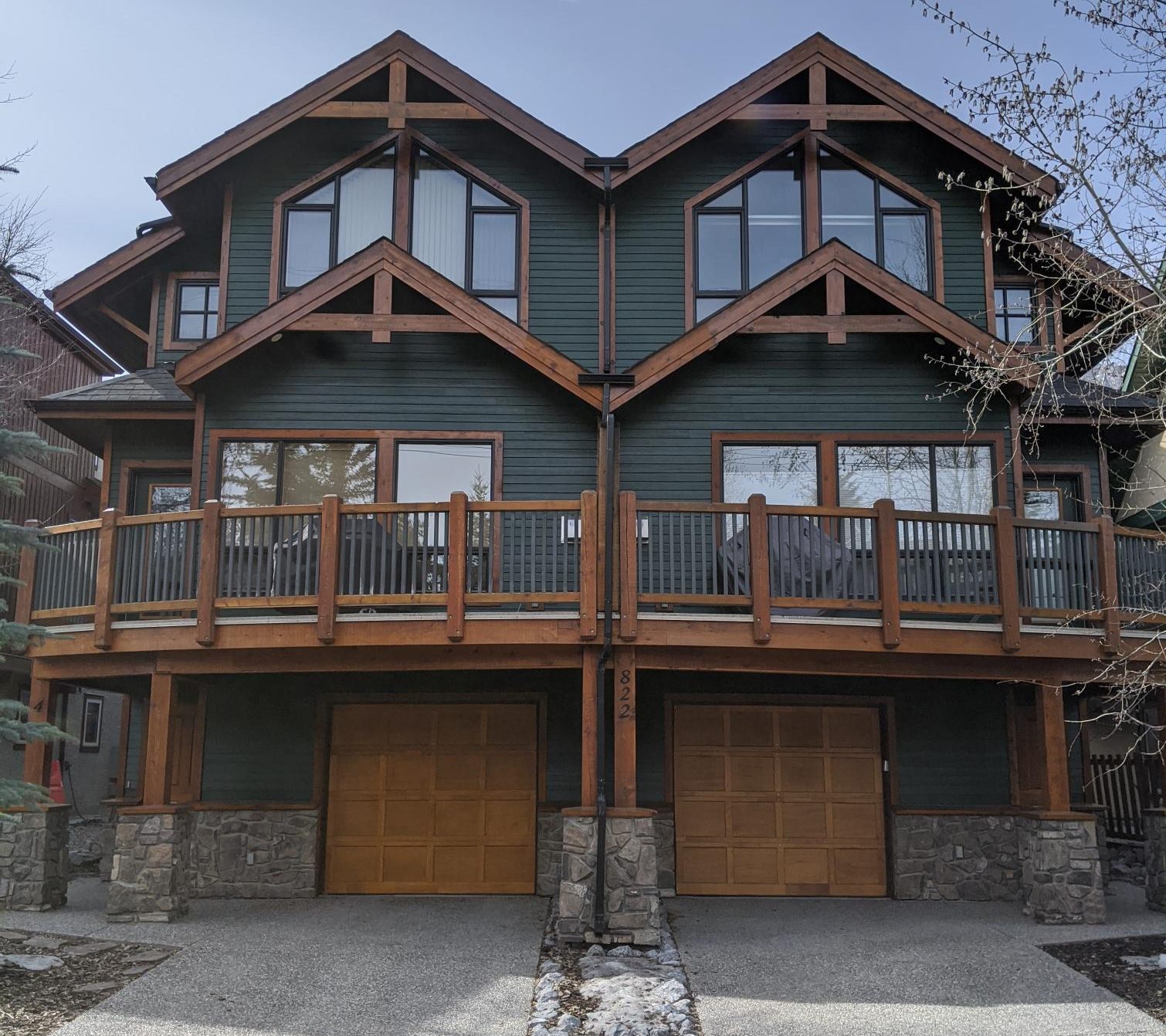 Two-toned Exterior Painting in Canmore