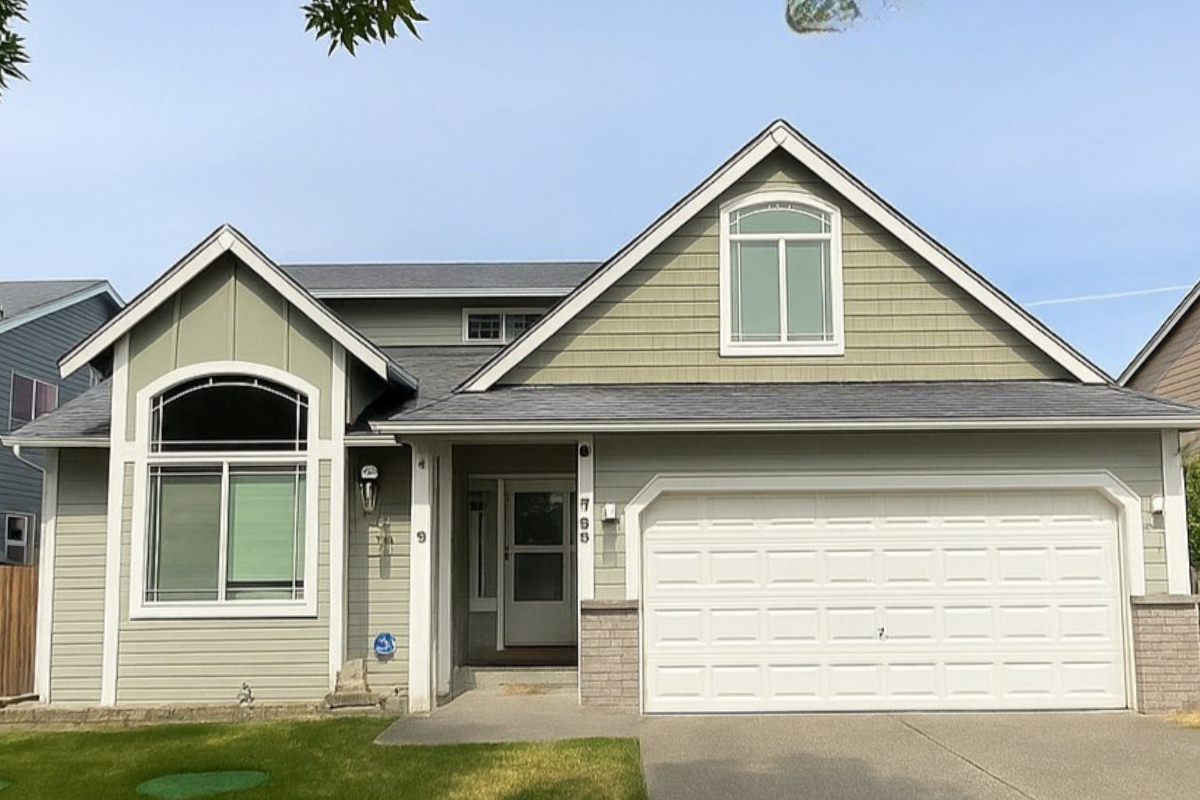 Before Exterior Painting in Olympia