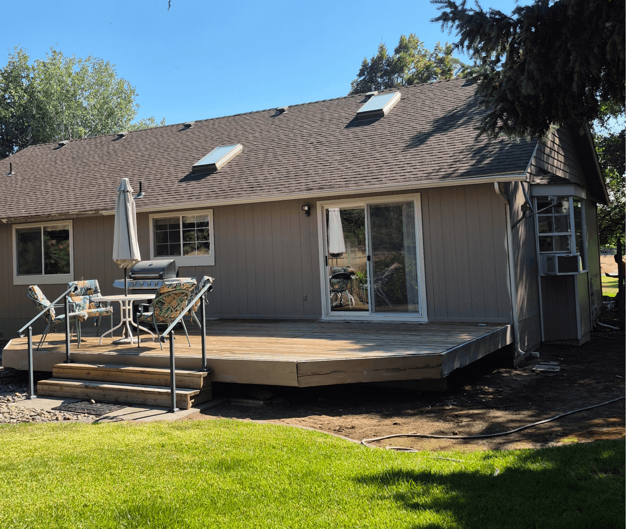 exterior of home before being repainted