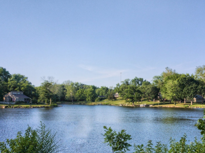 Houston Lake