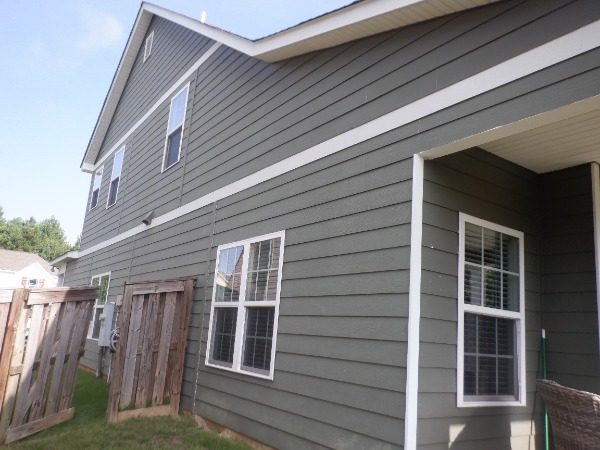 Residential Exterior Paint Job Preview Image 7