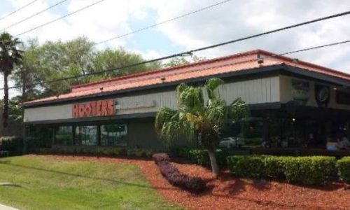 Hooters Exterior Painting