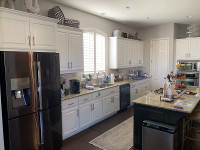 white painted kitchen cabinets