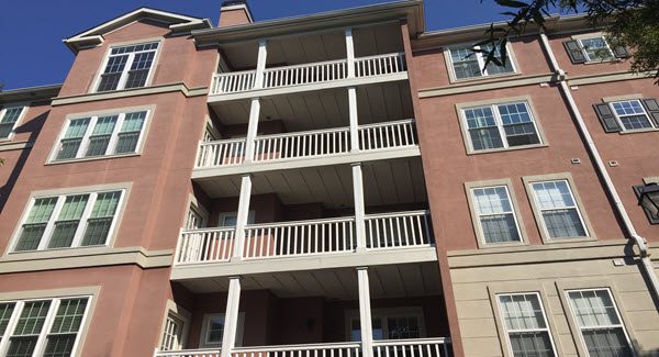 CONDO & APARTMENT 