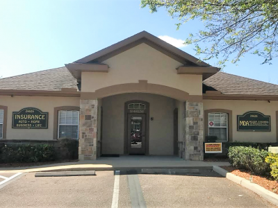 Lutz insurance office exterior repaint