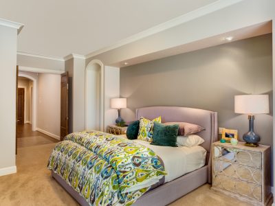 Bedroom in McHenry, IL