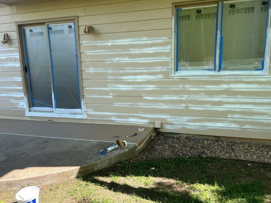 house siding during repaint Preview Image 11