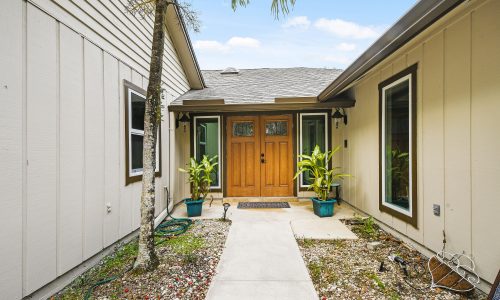 Exterior Siding Entryway