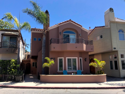 Exterior stucco house painting in Long Beach.