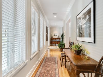 residential-interior-hallway-painting
