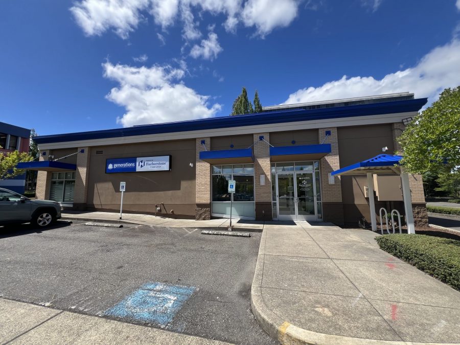credit union exterior painting Preview Image 1