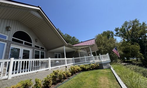 Waverly Exterior