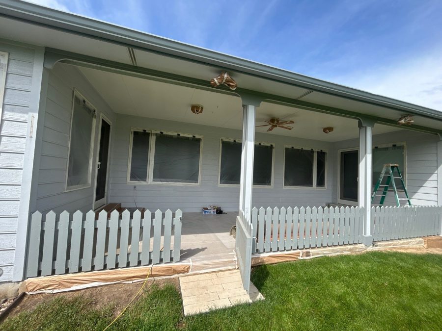 exteriror of ranch style home with fenced patio Preview Image 10