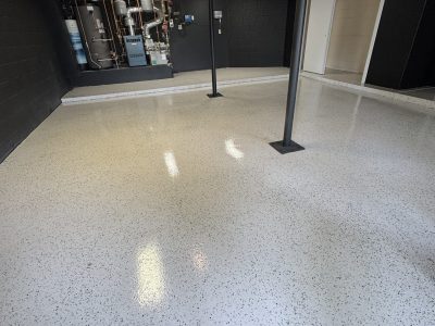 garage floor with epoxy coating