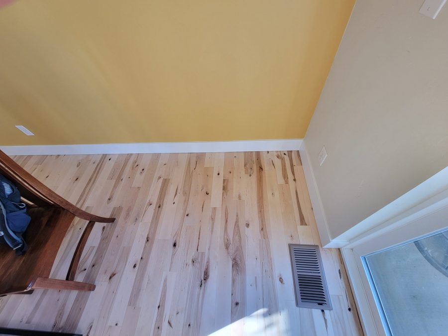 Base Board repainting in Bend, OR Preview Image 1