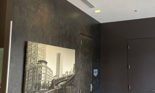2 Black Walls