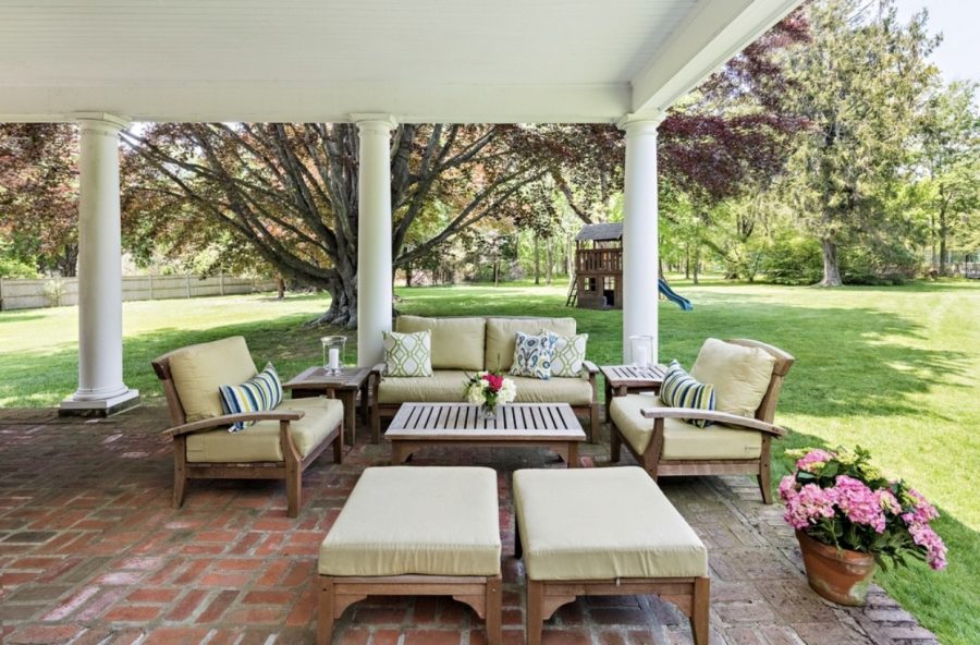 covered patio with painted ceiling and accents Preview Image 2