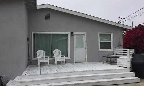 Modern paint choices that just click.