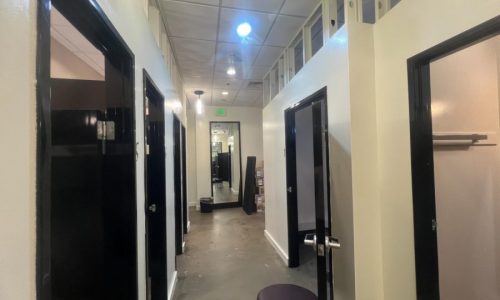 Interior Retail Fitting Rooms