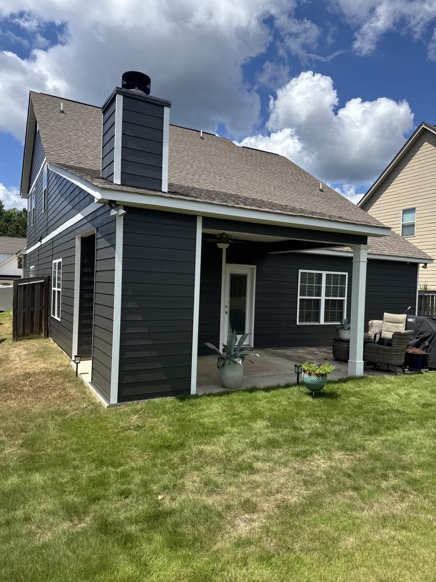 Residential Exterior Paint Job Preview Image 2