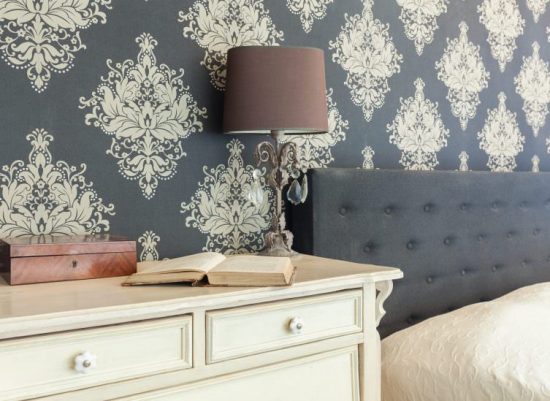 wallpaper installation and removal