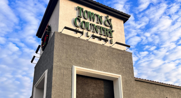 Town & Country Shopping Center in Sacramento