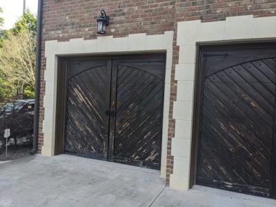 photo of garage doors to be repainted
