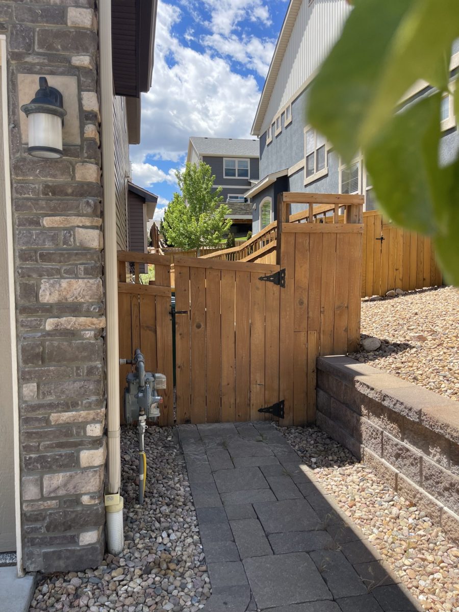 stained wooden fence Preview Image 6