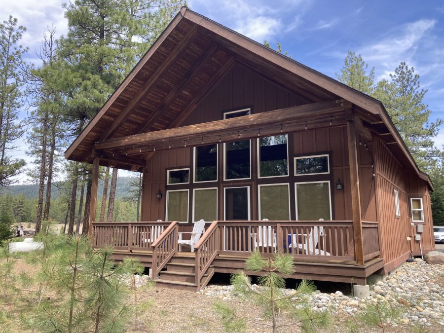 cabin home exterior before painting Preview Image 5