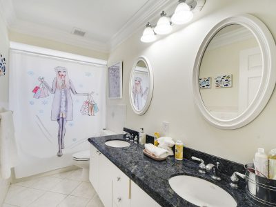 interior-bathroom-painting-project