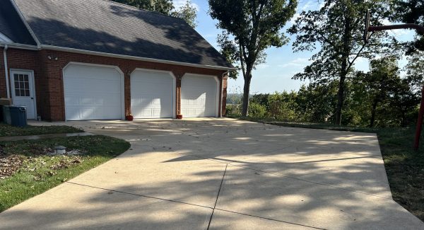 Residential Pressure Washing Driveway Project