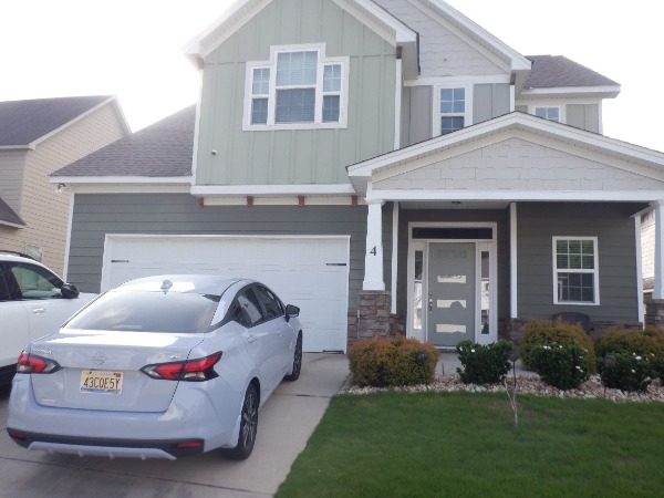 Residential Exterior Paint Job Preview Image 4