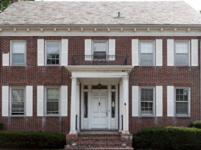 brick home with spotty bricks