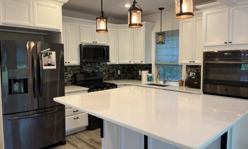 Kitchen Cabinet Spray Painting and Center Island Enameling
